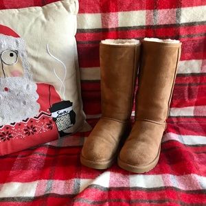 Ugg Classic Tall ll Boot • Chestnut • Size 7